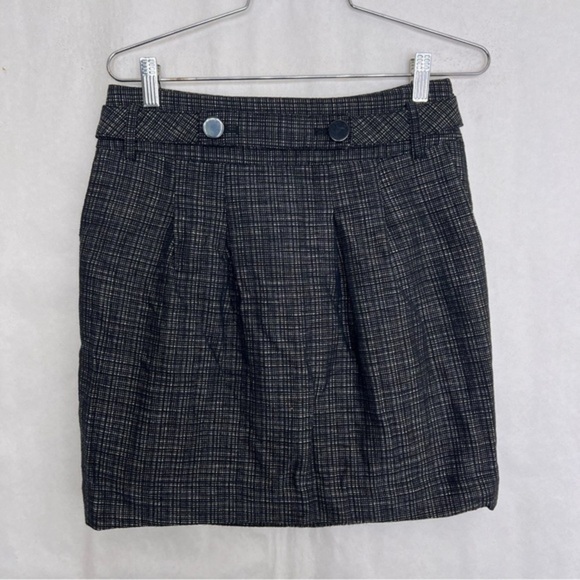 5/$25 Ann Taylor black-and-white skirt size 2 - Picture 1 of 8